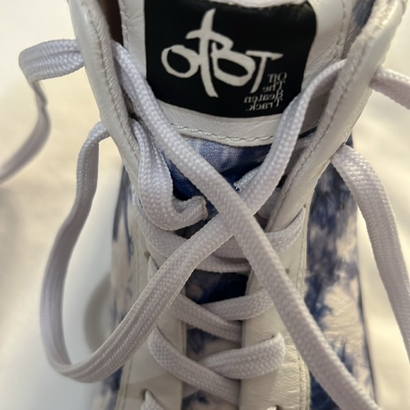 OTBT Hologram White/Blue Tie Dye Leather High-Top Sneakers - Picture 10 of 11